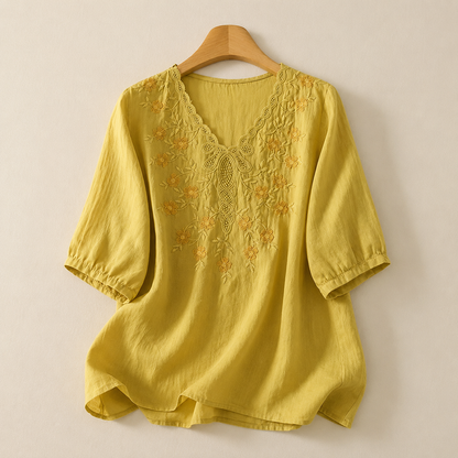Blusa de Algodón y Lino Bordada Clara